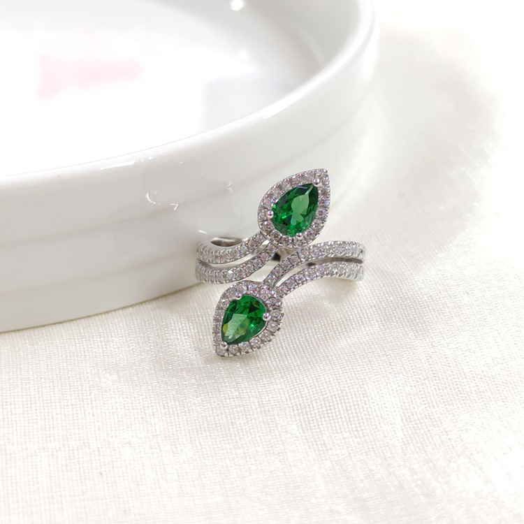 İTHAL ÇAPRAZ DAMLA ZÜMRÜT ZİRKON GÜMÜŞ YÜZÜK