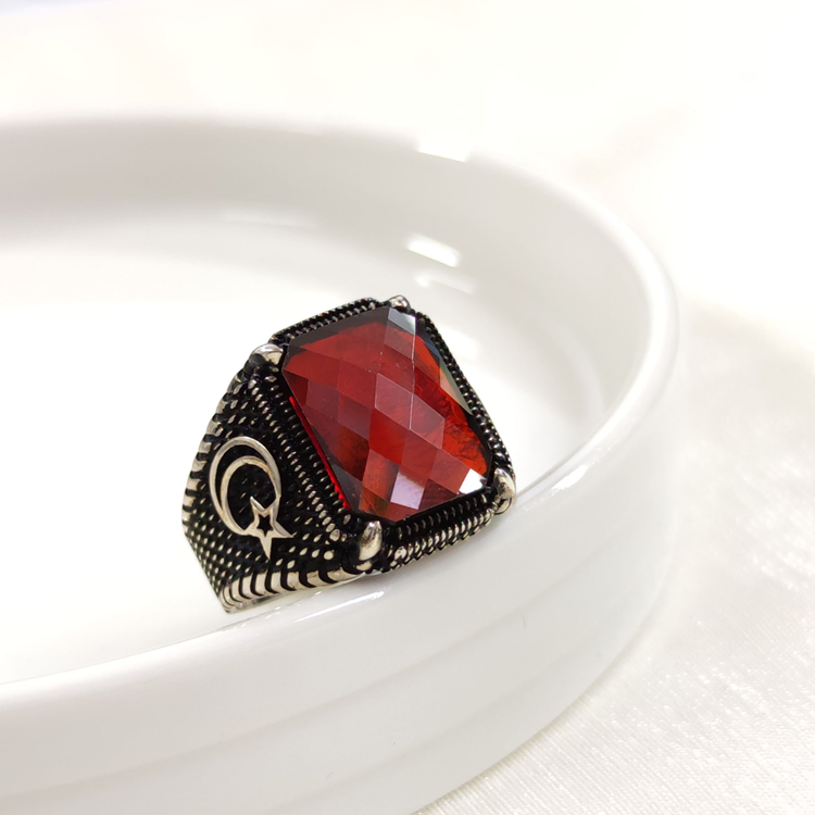 KIRMIZI TAŞLI AY YILDIZ GÜMÜŞ ERKEK YÜZÜK