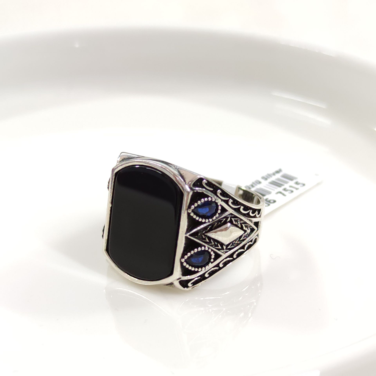 SİYAH TAŞLI GÜMÜŞ ERKEK YÜZÜK