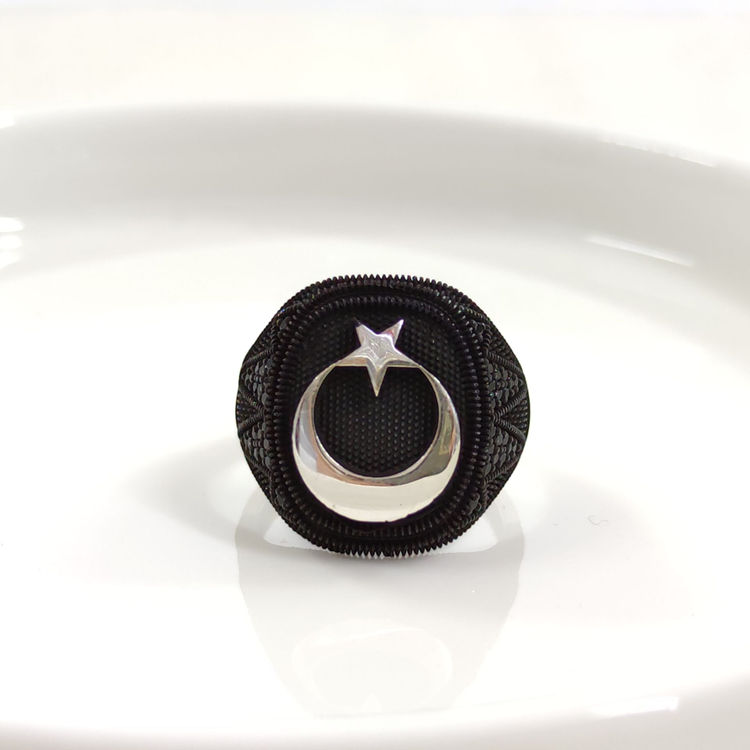 OVAL AY YILDIZ GÜMÜŞ ERKEK YÜZÜK