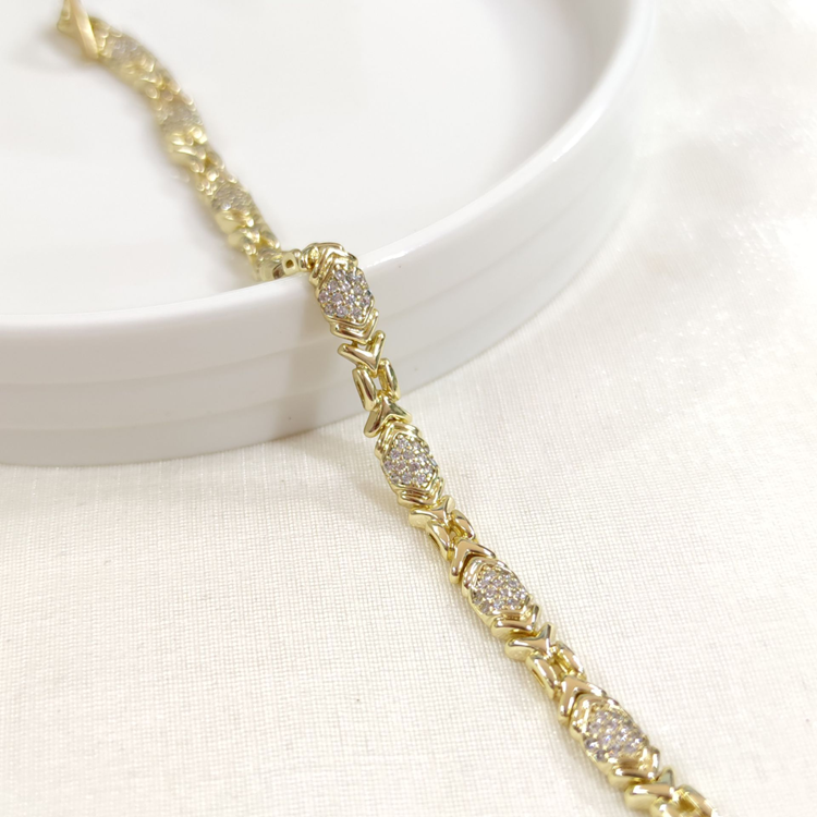 XUPING TAŞ DETAYLI BİLEKLİK GOLD 17+2 CM