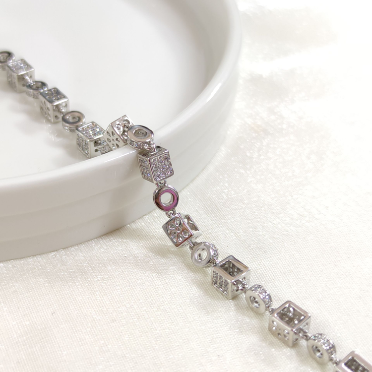 XUPING KÜP BİLEKLİK BEYAZ 17+3 CM