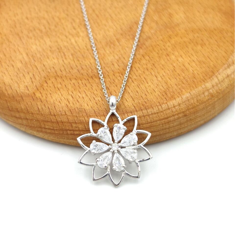 ZİRKON TAŞLI PAPATYA ÇİÇEK GÜMÜŞ KOLYE RODYUM BEYAZ - STD