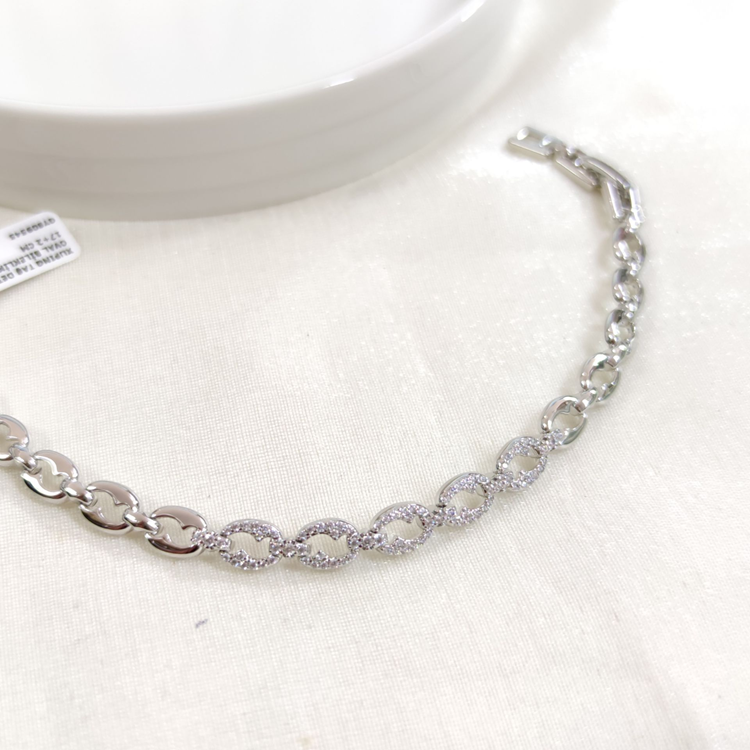 XUPING TAŞ DETAYLI OVAL BİLEKLİK BEYAZ 17+2 CM