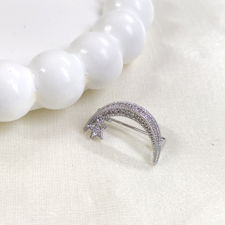 TAŞLI AY YILDIZ BROŞ 2,5 CM STD - BEYAZ