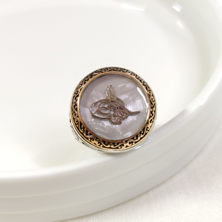 YUVARLAK SEDEF DETAY TUĞRA GÜMÜŞ ERKEK YÜZÜK