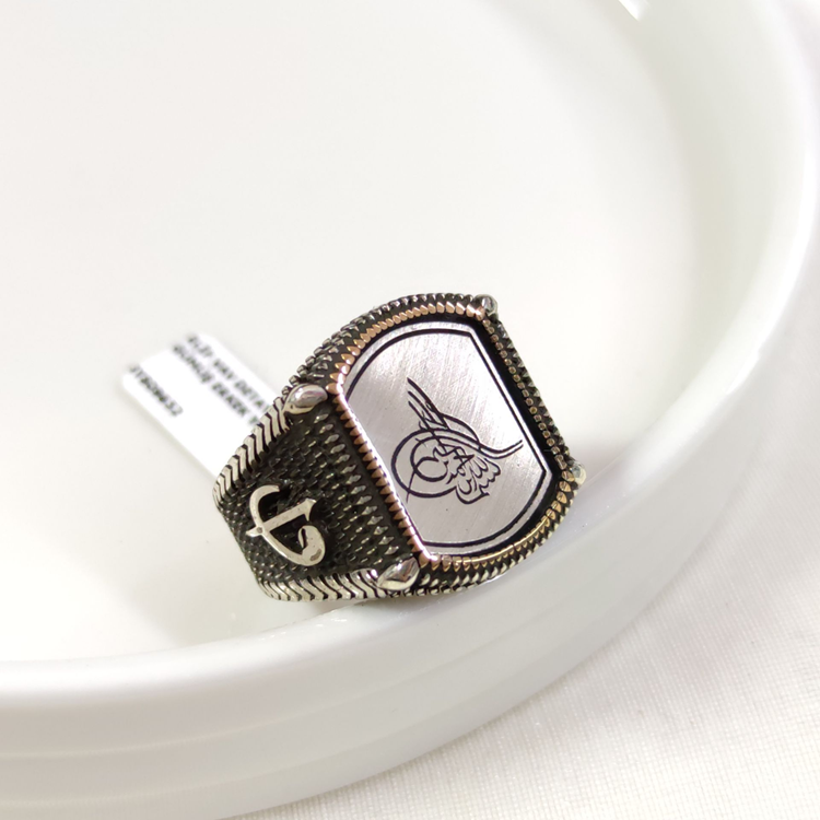 ELİF VAV DETAY TUĞRA GÜMÜŞ ERKEK YÜZÜK