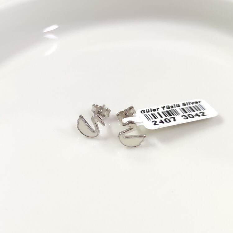 8 MM MİNELİ KUĞU GÜMÜŞ ÇİVİ KÜPE