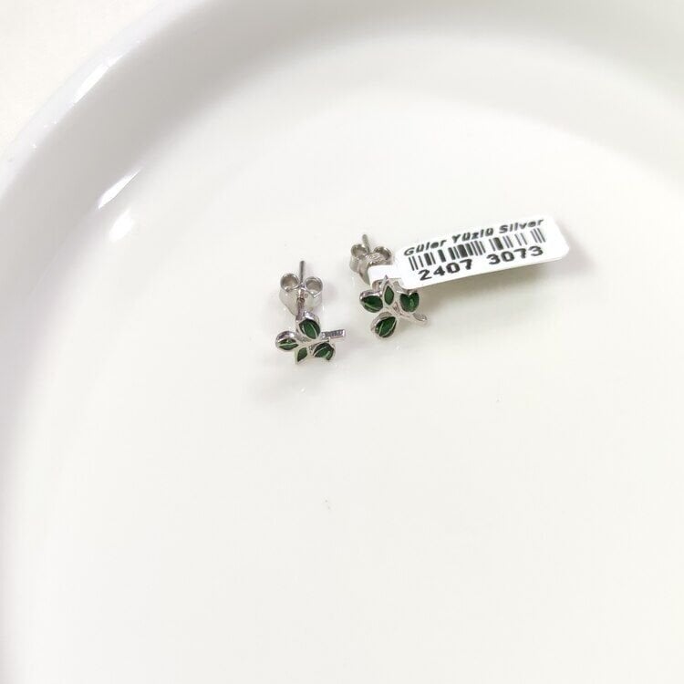 8 MM MİNELİ ÇINAR GÜMÜŞ ÇİVİ KÜPE