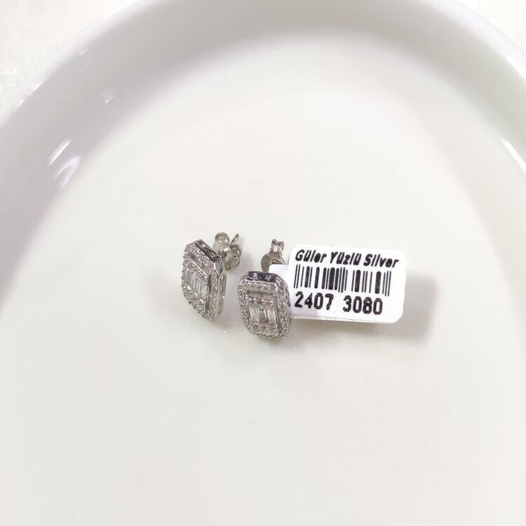 1 CM BAGET GÜMÜŞ ÇİVİ KÜPE