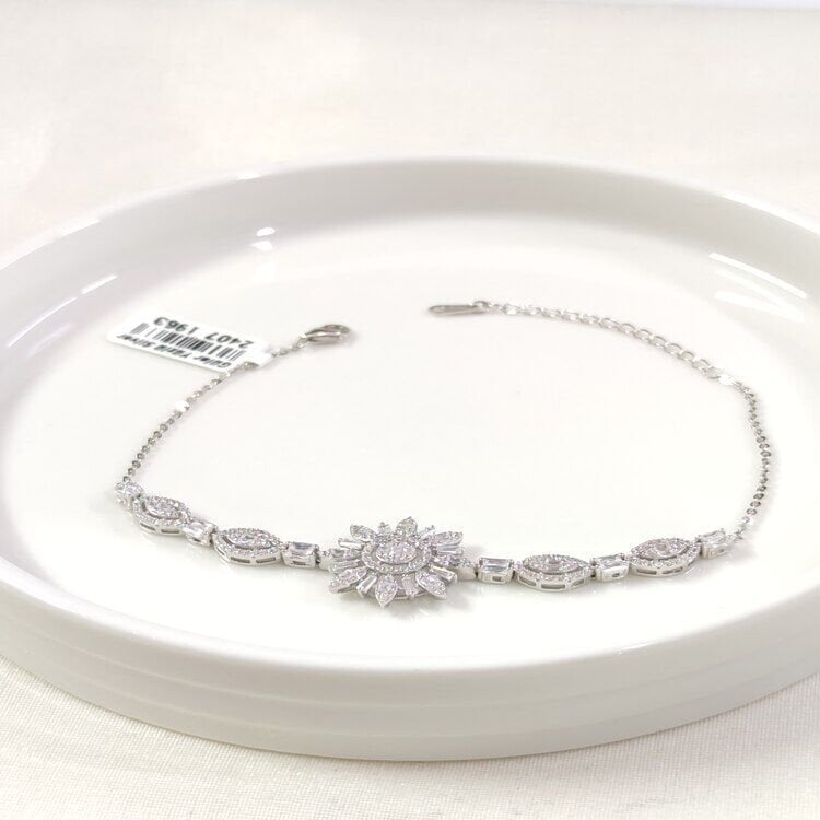 İTHAL GÜNEŞ DETAYLI TAŞLI GÜMÜŞ BİLEKLİK