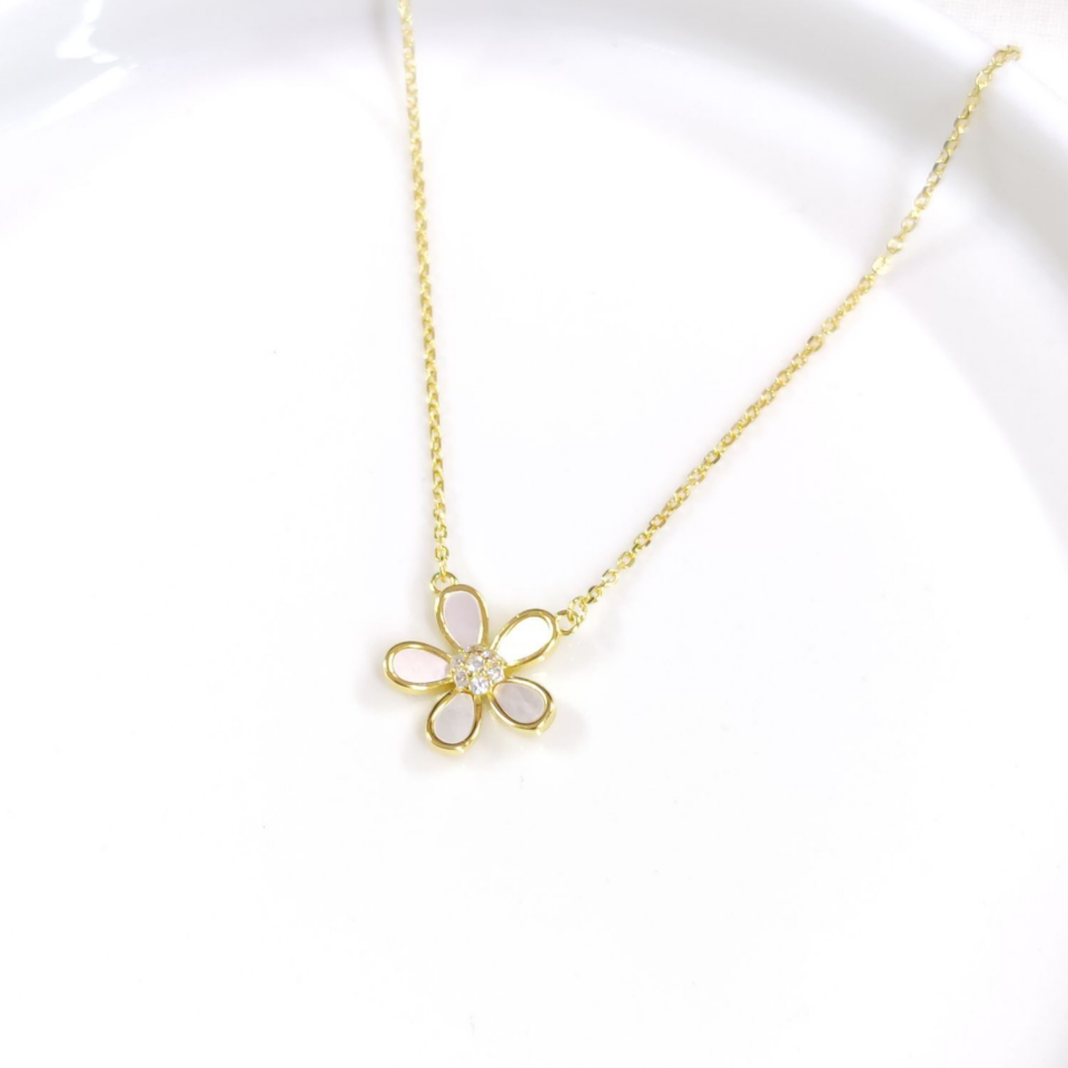 İTHAL SEDEF 15 MM PAPATYA GÜMÜŞ KOLYE