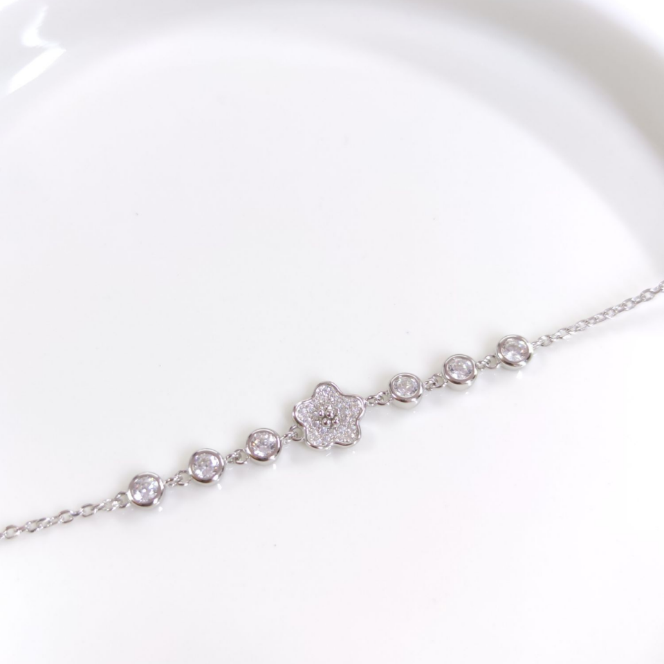 İTHAL TAŞLI ÇİÇEK GÜMÜŞ BİLEKLİK 16+3 CM