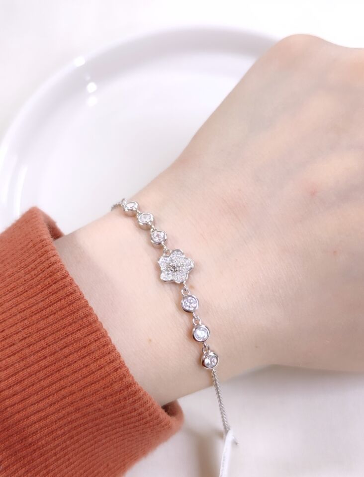 İTHAL TAŞLI ÇİÇEK GÜMÜŞ BİLEKLİK 16+3 CM