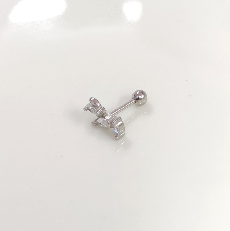 ÜÇ TAŞ MEKİK GÜMÜŞ TRAGUS PIERCING
