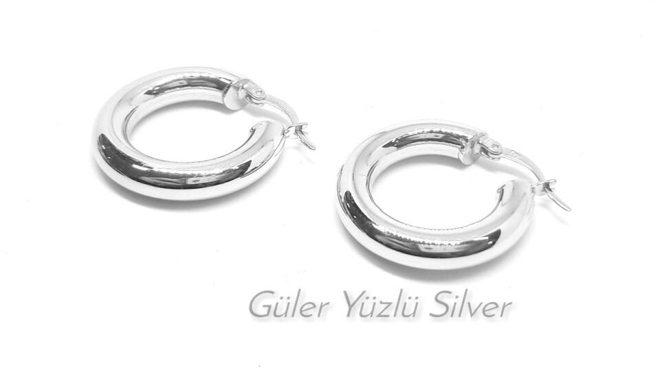 17 MM BOMBELİ HALKA GÜMÜŞ KÜPE