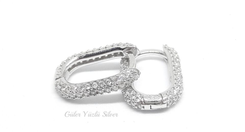 ZİRKON TAŞLI OVAL MİNİ HALKA GÜMÜŞ KÜPE