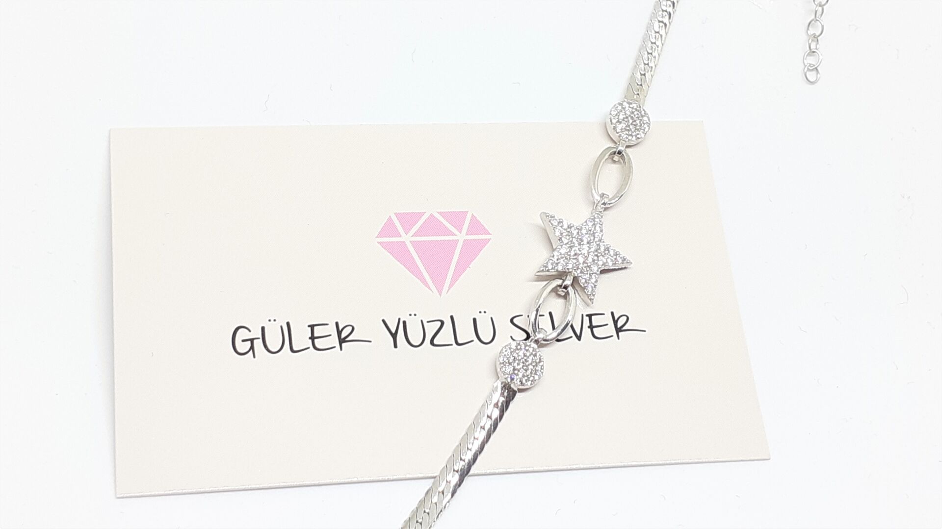 YASSI ZİNCİRLİ YILDIZ GÜMÜŞ BİLEKLİK