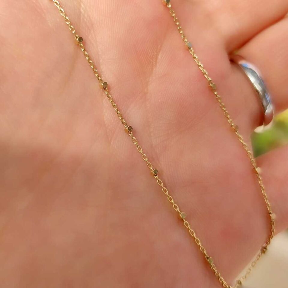 KÜP DETAYLI GÜMÜŞ ZİNCİR ALTIN SARI - 40 CM