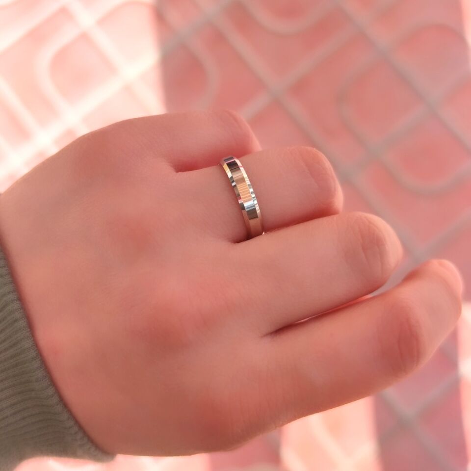 3 MM KLASİK KESİKLİ DÜZ GÜMÜŞ ALYANS 22 - RODYUM BEYAZ