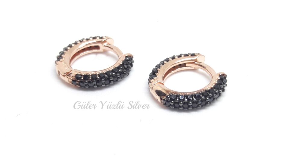 8 MM SİYAH FULL TAŞ HALKA GÜMÜŞ KÜPE