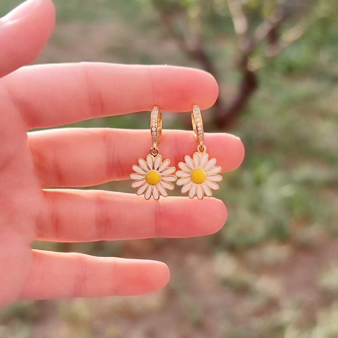 PAPATYA HALKA GÜMÜŞ KÜPE ALTIN SARI - STD