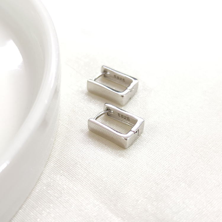 İTHAL DÖRTGEN 12X6 MM GÜMÜŞ HALKA KÜPE