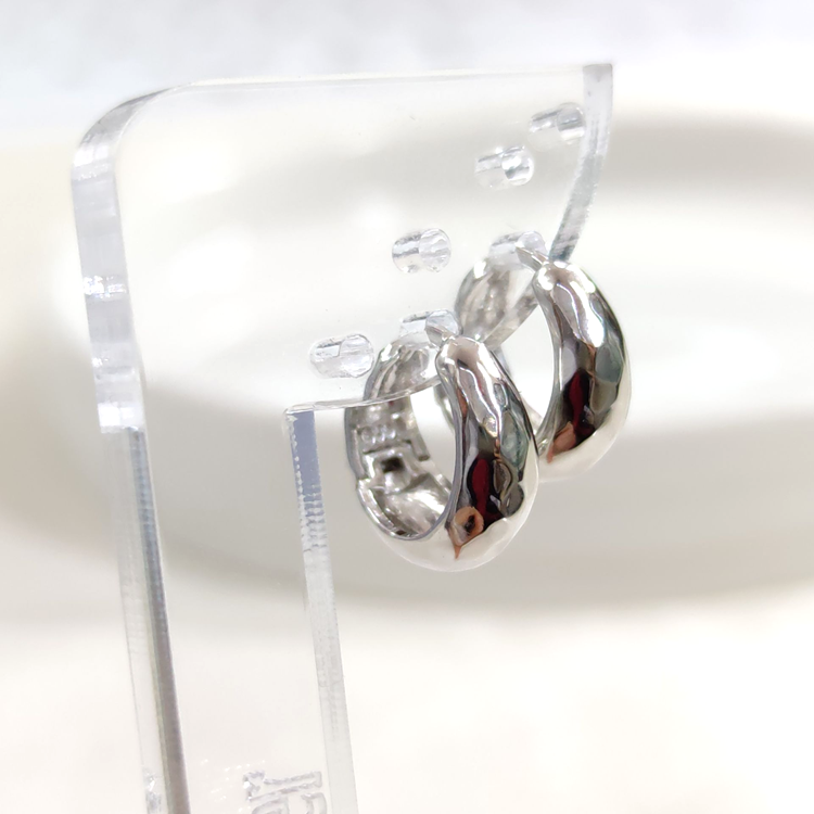 İTHAL DESENLİ BOMBELİ 10 MM GÜMÜŞ HALKA KÜPE