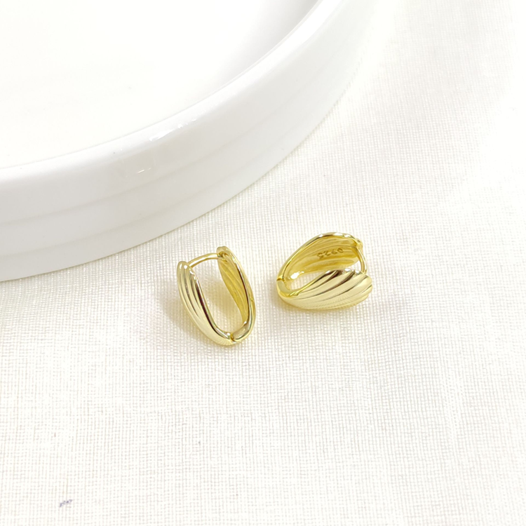 İTHAL MİDYE MİNİ GÜMÜŞ HALKA KÜPE