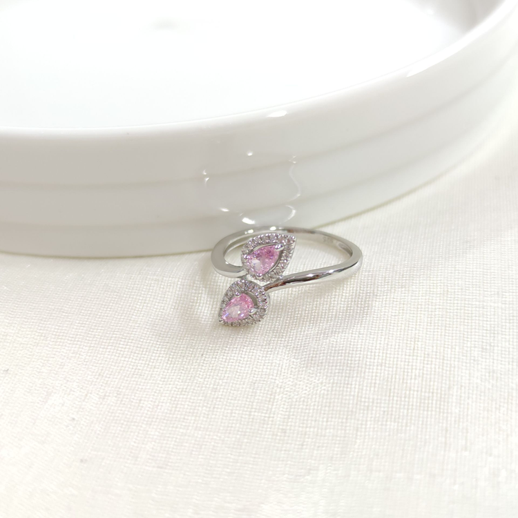 İTHAL ÇAPRAZ DAMLA PEMBE ZİRKON MİNİ GÜMÜŞ YÜZÜK