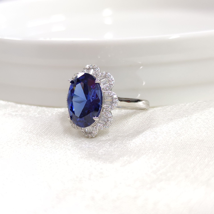 İTHAL OVAL BAGET ÇİÇEK SAFİR ZİRKON GÜMÜŞ YÜZÜK