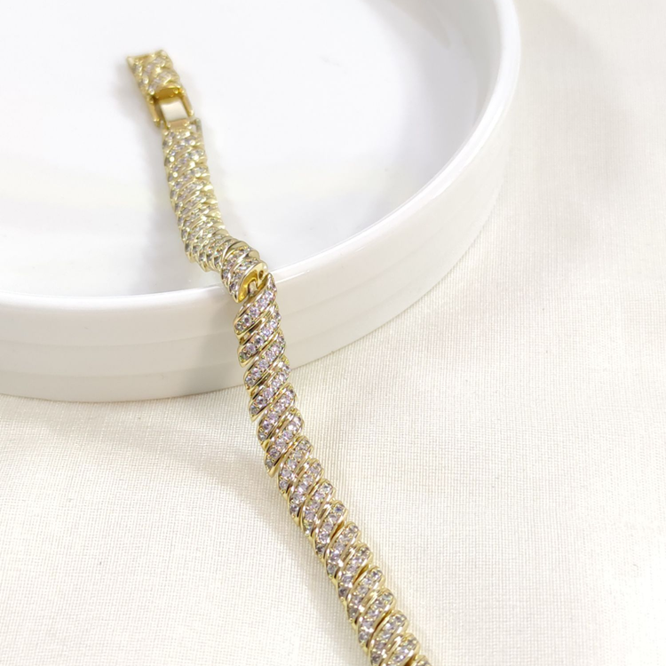 XUPING BURGU GÖRÜNÜMLÜ TAŞLI BİLEKLİK GOLD 17+2 CM