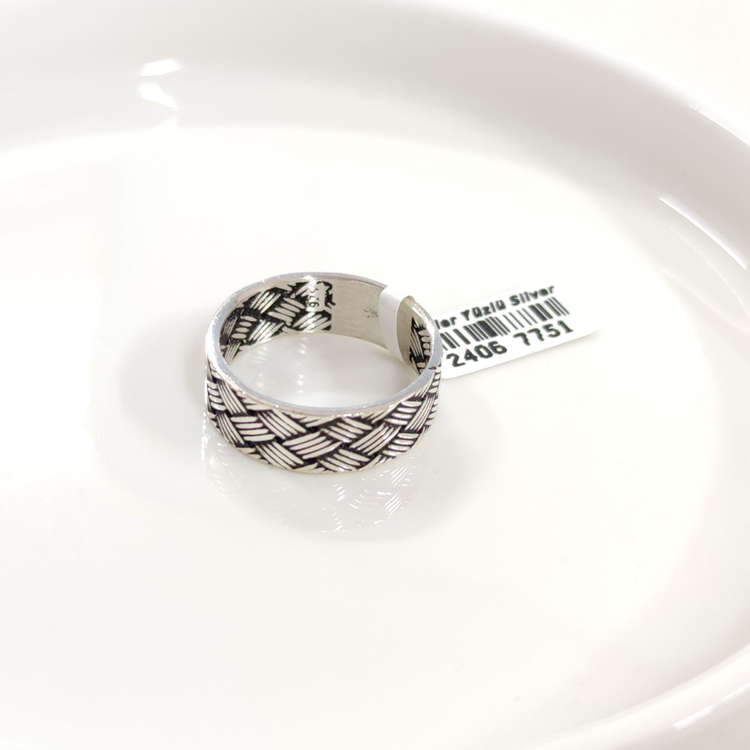 7,70 MM GÜMÜŞ ÖRGÜ DESENLİ OKSİTLİ ALYANS YÜZÜK