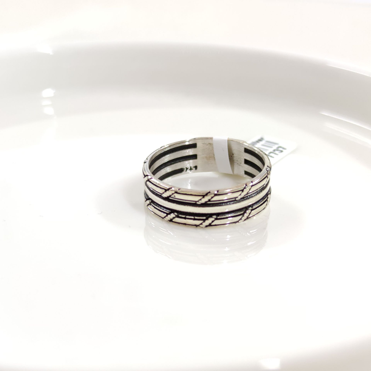 7,50 MM GÜMÜŞ DESENLİ OKSİTLİ ALYANS YÜZÜK