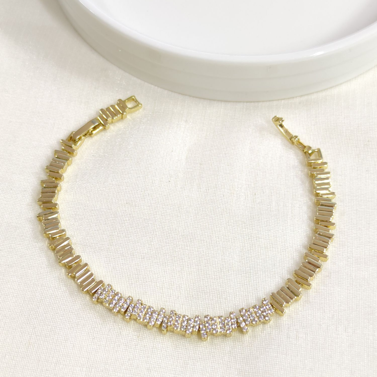 XUPING TAŞLI ASİMETRİK BİLEKLİK GOLD 17+2CM