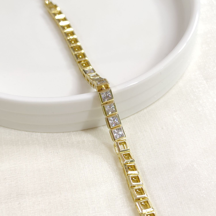 XUPING TAŞLI KARE BİLEKLİK GOLD 17+2CM