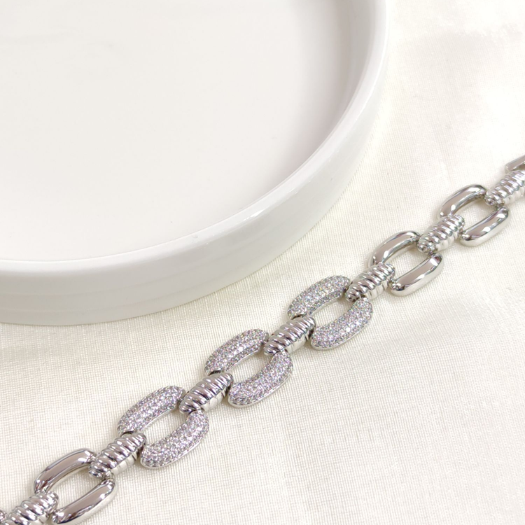XUPING 13MM TAŞLI ZİNCİR KALIN BİLEKLİK BEYAZ 16+2CM