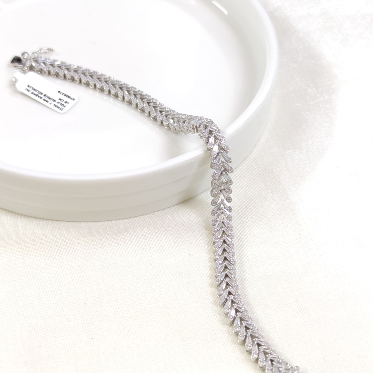 İTHAL 7 MM BAŞAK SU YOLU GÜMÜŞ BİLEKLİK 18 CM