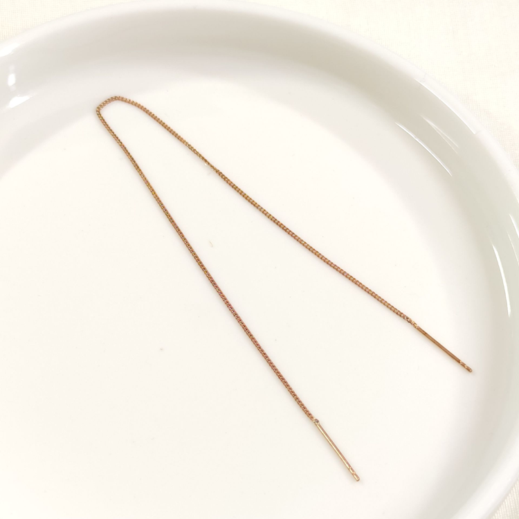 UZUN ZİNCİR TEKLİ GÜMÜŞ KÜPE