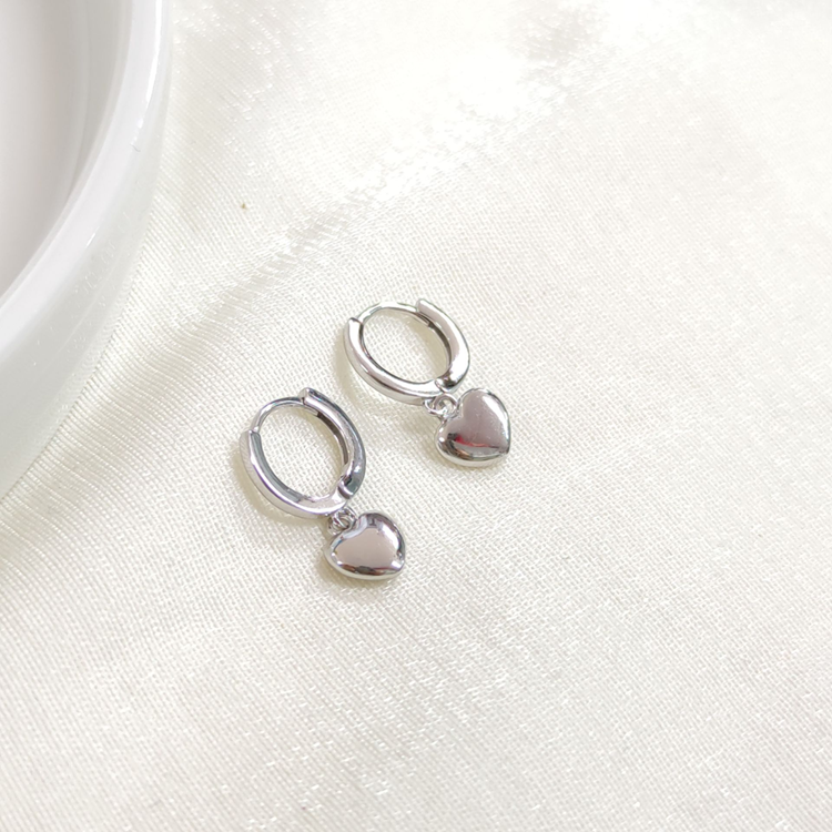 İTHAL KALP GÜMÜŞ 8 MM HALKA KÜPE