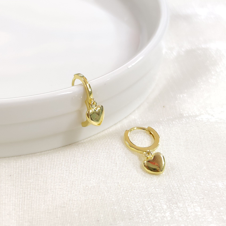 İTHAL KALP GÜMÜŞ 8 MM HALKA KÜPE