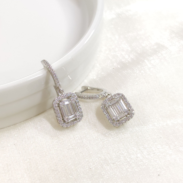 İTHAL PIRLANTA MONTÜR BAGET GÜMÜŞ 10 MM HALKA KÜPE