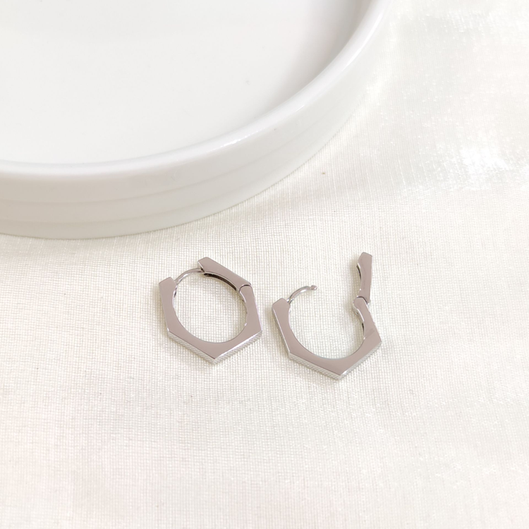 İTHAL 12 MM ALTIGEN GÜMÜŞ HALKA KÜPE