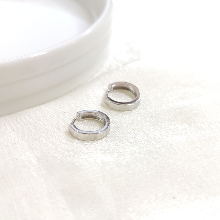 İTHAL 10 MM DESENLİ GÜMÜŞ HALKA KÜPE