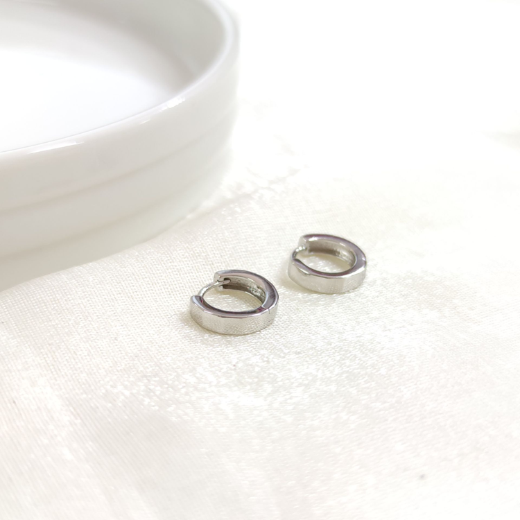 İTHAL 8 MM DESENLİ GÜMÜŞ HALKA KÜPE