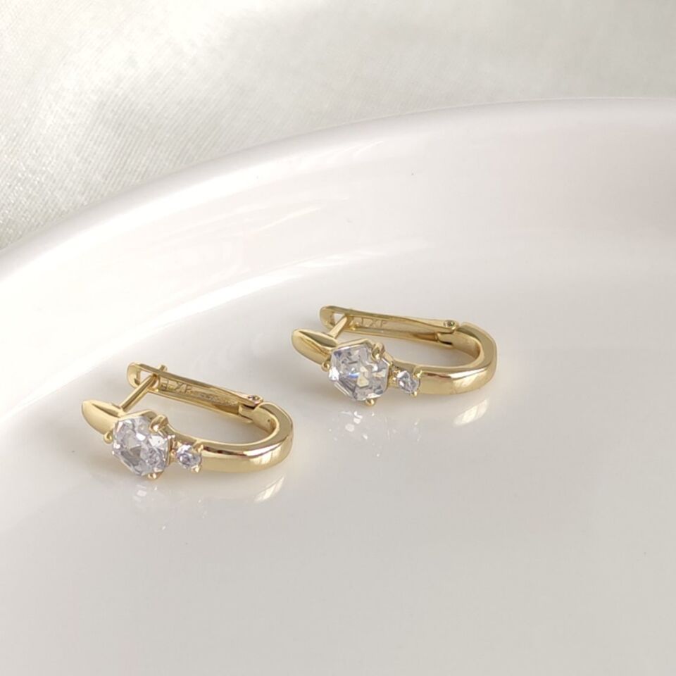 XUPING TAŞLI OVAL J HALKA GOLD KÜPE