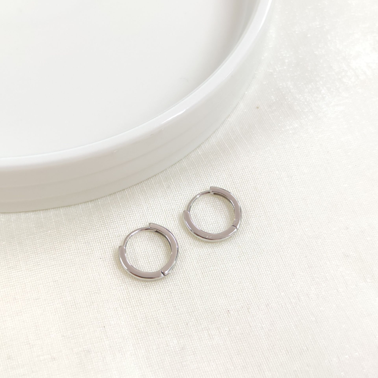 İTHAL 10 MM DÜZ GÜMÜŞ HALKA KÜPE