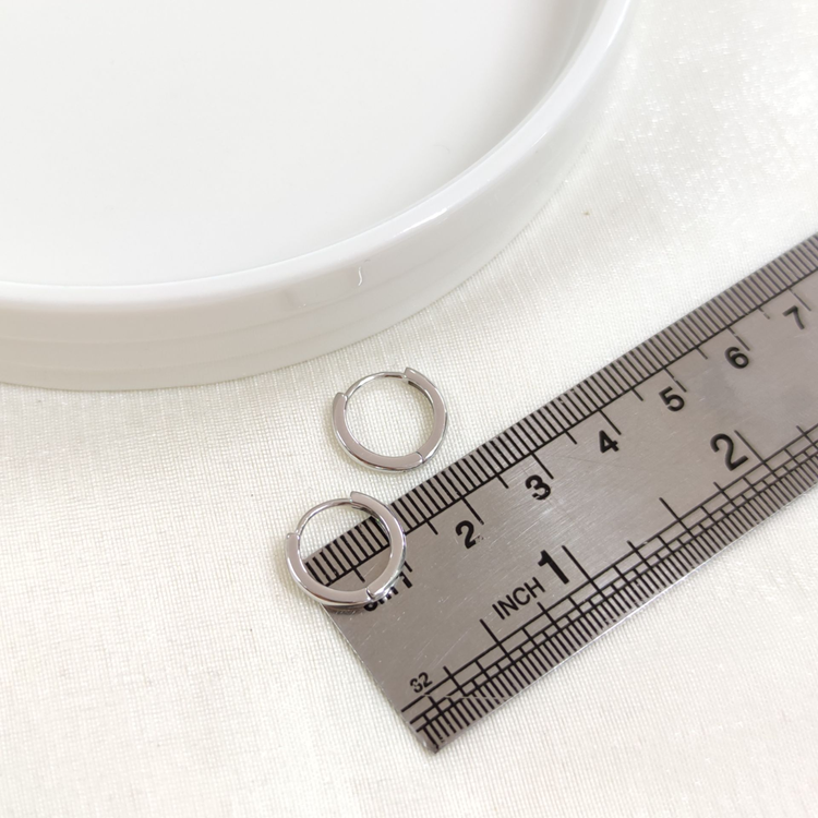 İTHAL 10 MM DÜZ GÜMÜŞ HALKA KÜPE