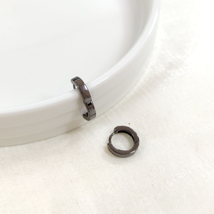 İTHAL 8 MM OKSİTLİ GÜMÜŞ HALKA KÜPE