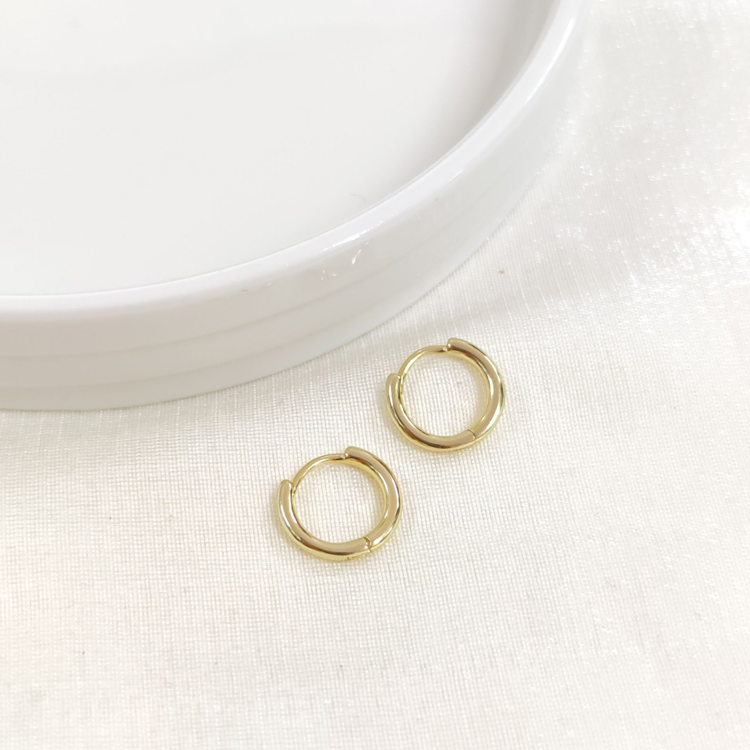 İTHAL 10 MM BOMBELİ GÜMÜŞ HALKA KÜPE